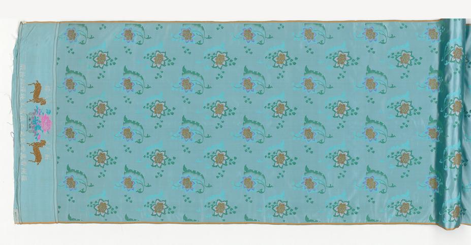 湖色地洋花纹织金锦