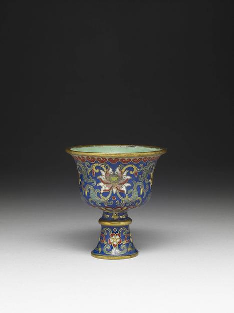 掐丝珐瑯番莲灯盏