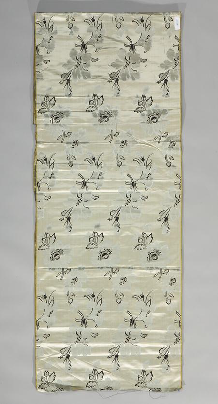 银灰色大花纹泰西缎