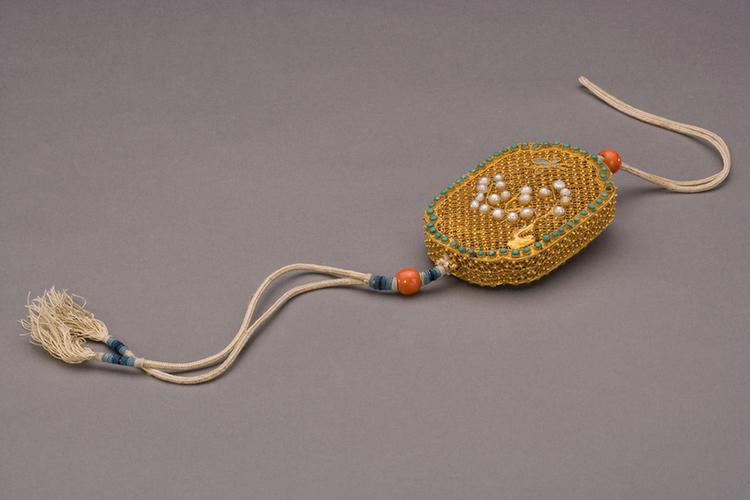 金镶珠石累丝香囊