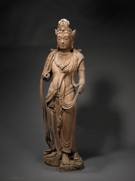 木雕彩绘贴金大势至像