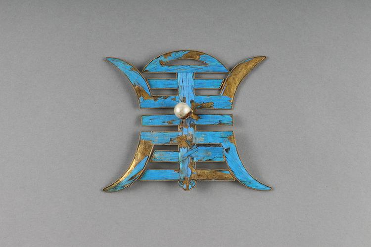 铜镀金点翠嵌珠长寿字纹帽花