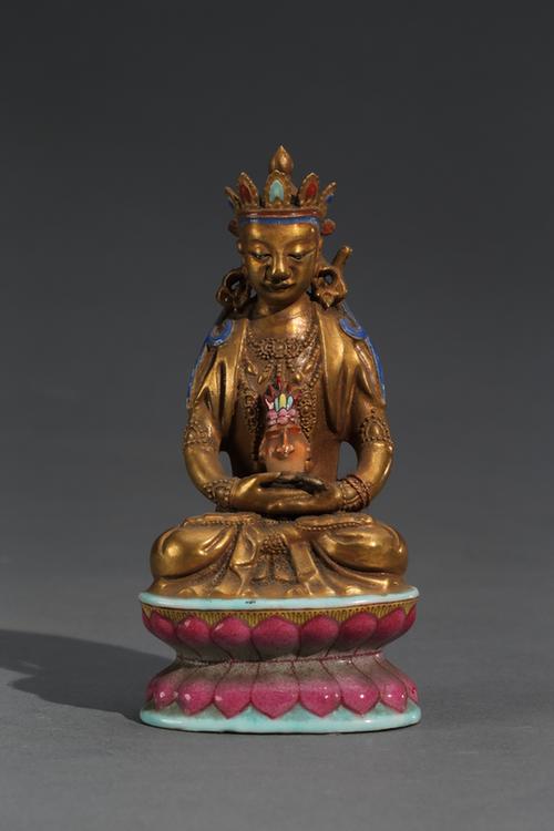 金釉粉彩瓷无量寿佛坐像