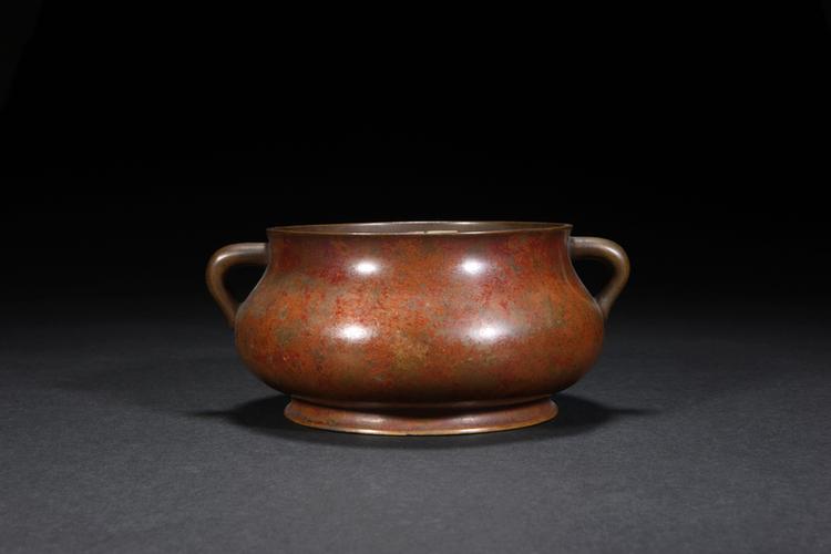 巴格仿宣德款铜双耳炉