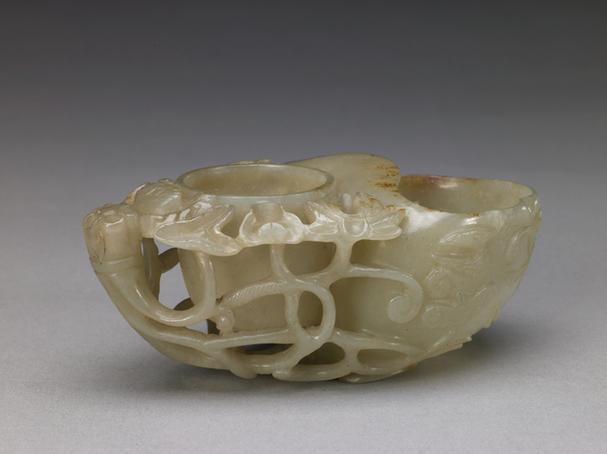 青玉镂雕缠枝莲蟹凤纹双池水丞