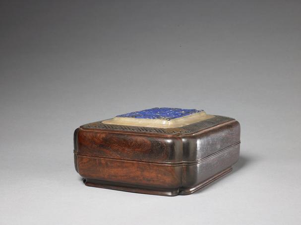 紫檀嵌玉镶银蝠寿纹委角长方盒