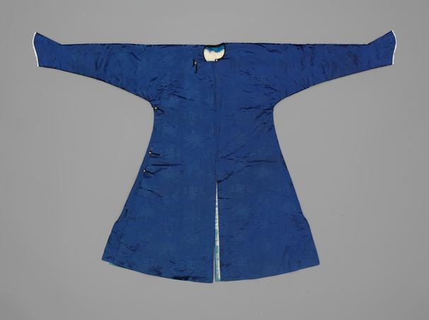 蓝色江山万代纹暗花缎羊皮男常服袍