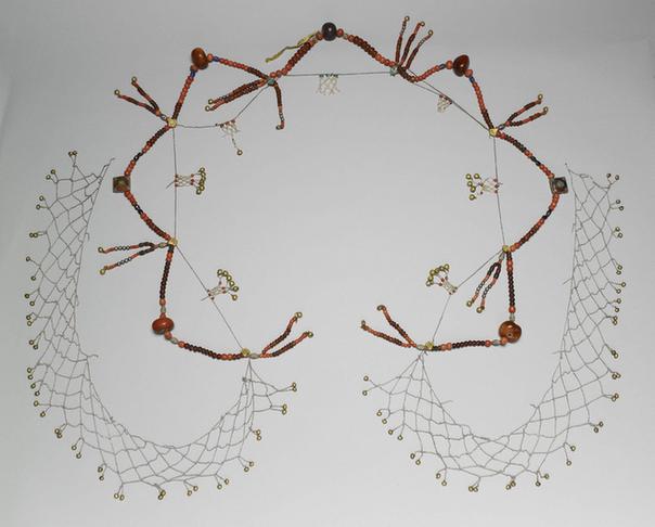 珊瑚蜜蜡宝石米珠缨络