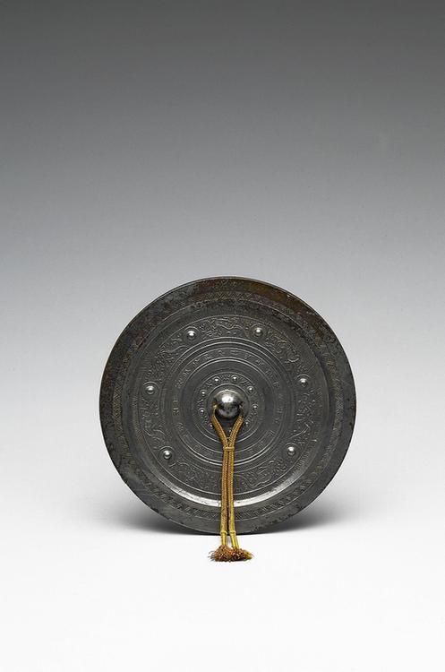 七乳禽兽纹镜-1