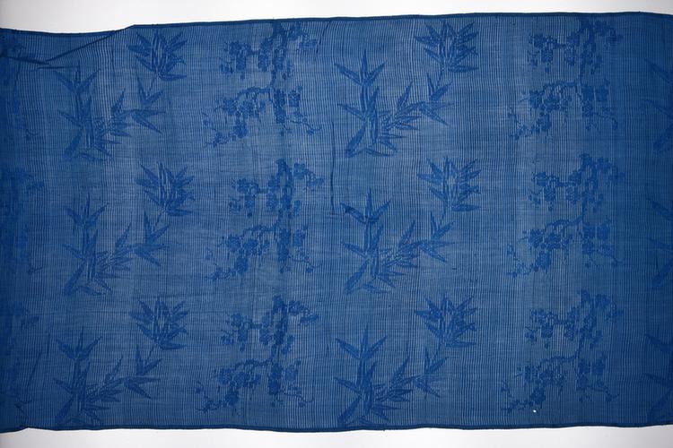 月白色梅竹海棠纹罗