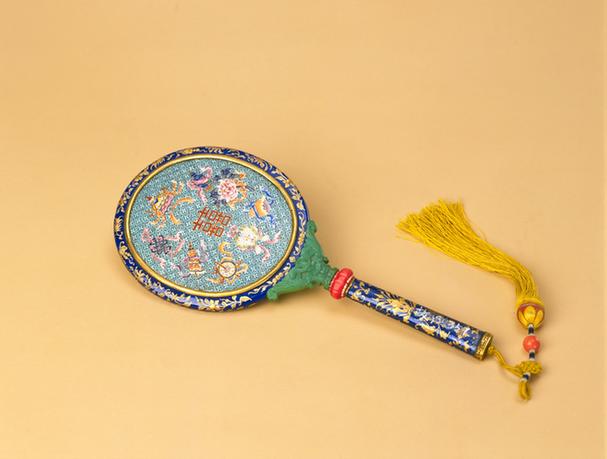 铜胎画珐琅八宝双喜字背把镜