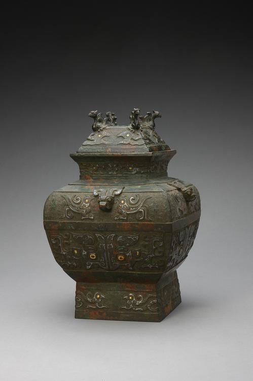 兽面纹方壶