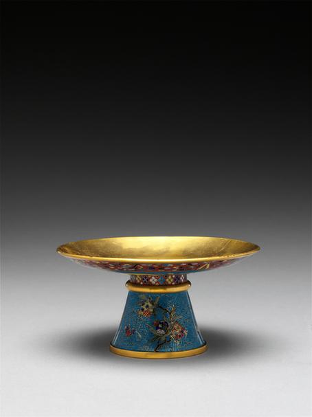 掐丝珐琅三果纹万寿无疆高足盘