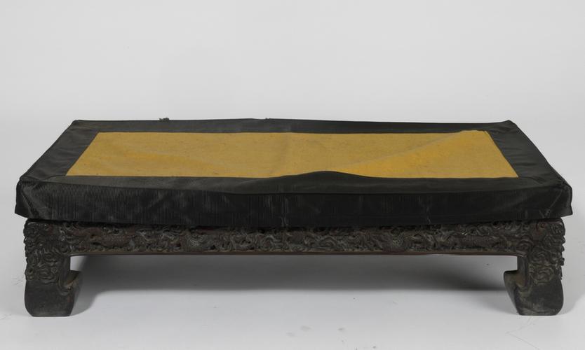 红木雕龙纹脚踏