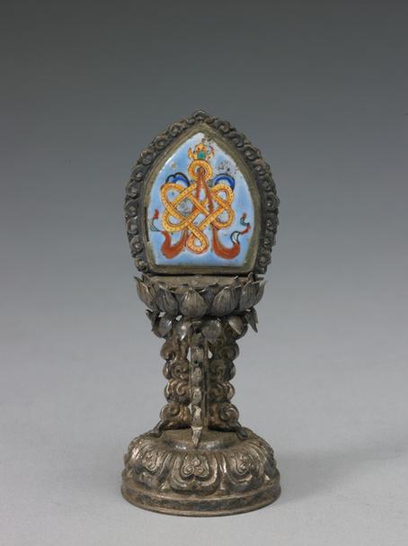 银胎嵌珐琅供养