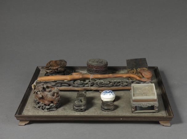 成份文具-紫檀多盛盘