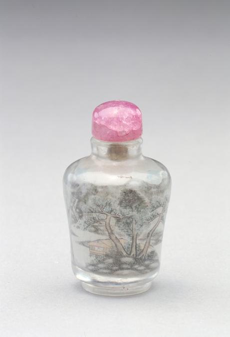 周乐元款白色玻璃内画山水图鼻烟壶
