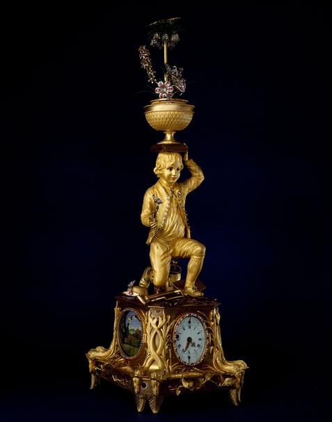 铜镀金园丁莳花钟