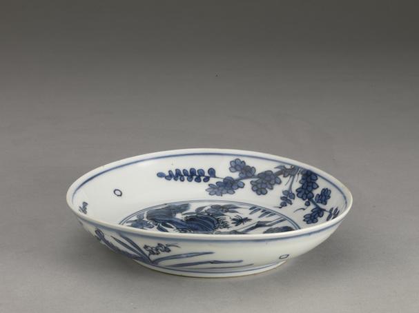 宣德款青花鸟兽图盘