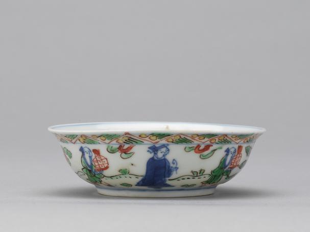 万历款五彩人物花卉纹碗