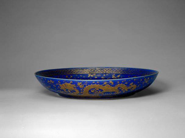 光绪款祭蓝釉描金云龙纹盘