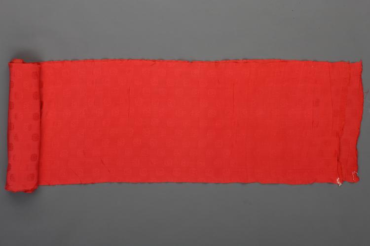 大红色百寿纹绉绸