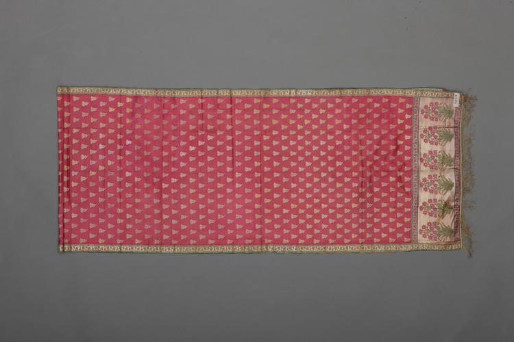 紫红色地佛手纹回回锦