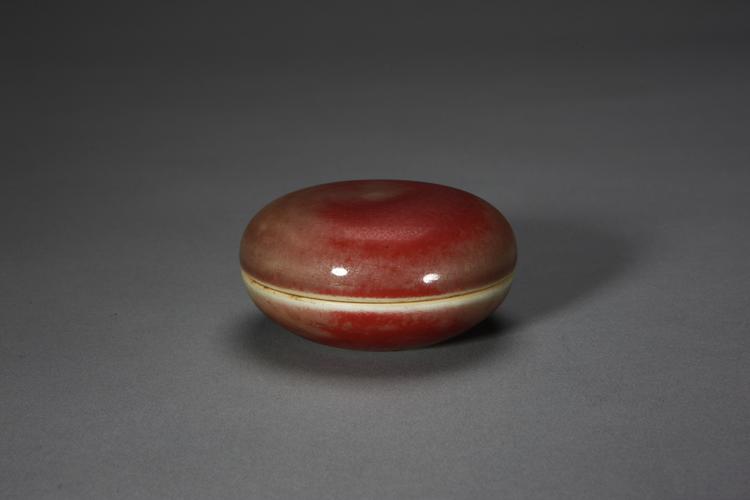 康熙款豇豆红釉印泥盒