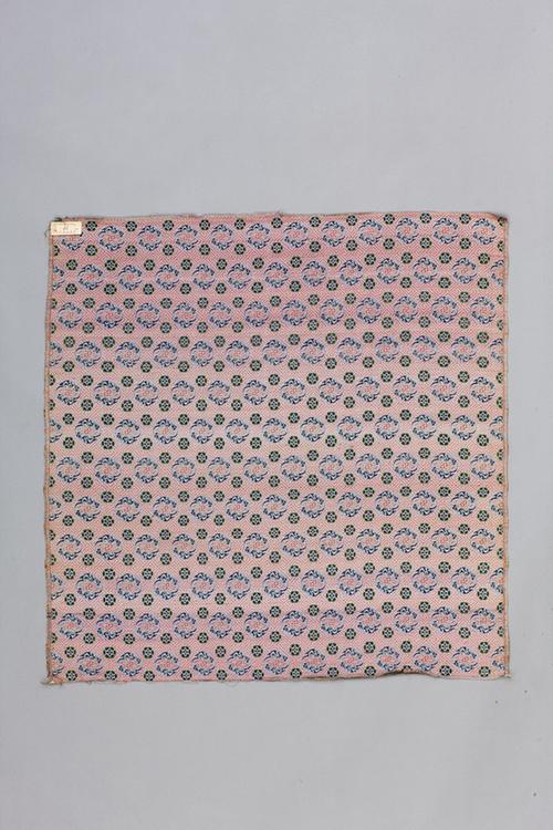 藕荷色地福在眼前纹宋式锦