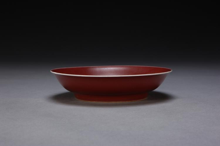 宣德款祭红釉盘