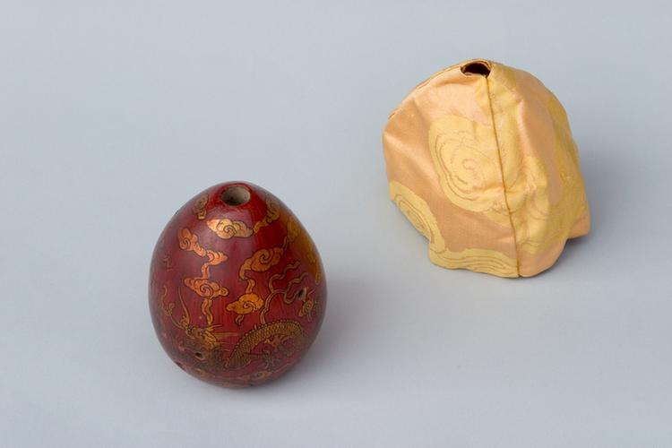 红漆彩画云龙纹中和韶乐埙