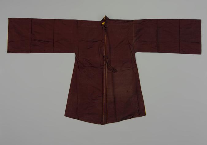 紫色团龙纹暗花江绸男帔