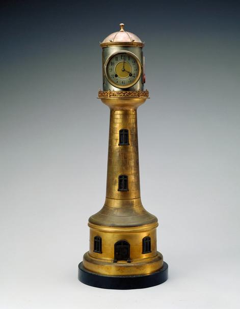 铜灯塔式座表