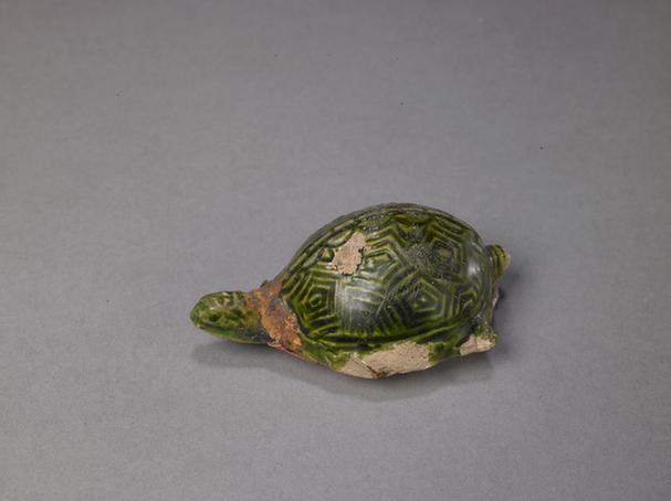 石湾窑绿釉龟