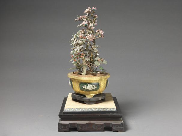 铜镀金嵌白玉八宝海棠式盆玉石兰花盆景