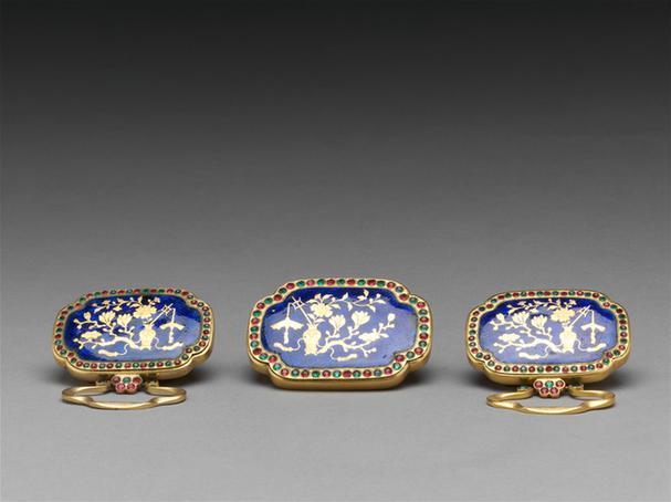 广珐琅嵌玻璃带钩