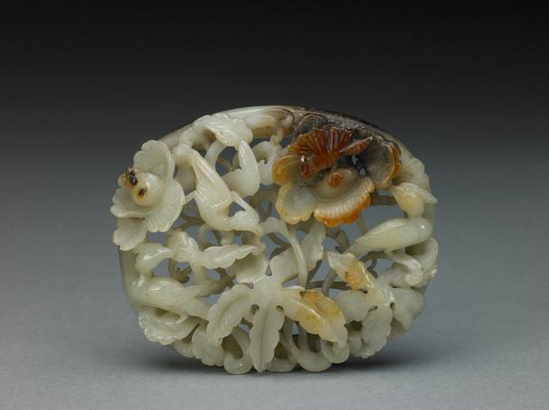 白玉透雕秋葵蝶鸟纹嵌饰