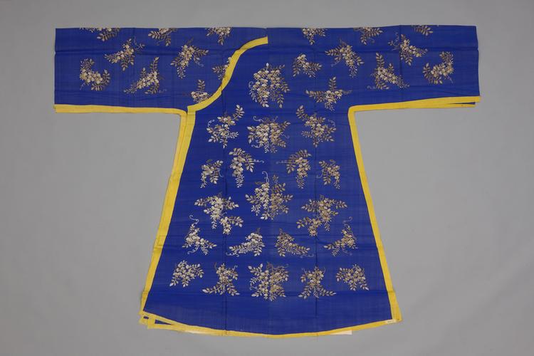 蓝色缂丝水墨藤萝纹氅衣料