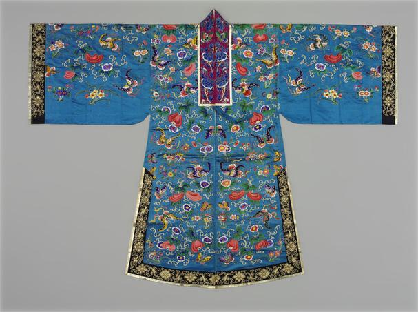 品月色缎盘金绣瓜瓞绵绵纹男帔