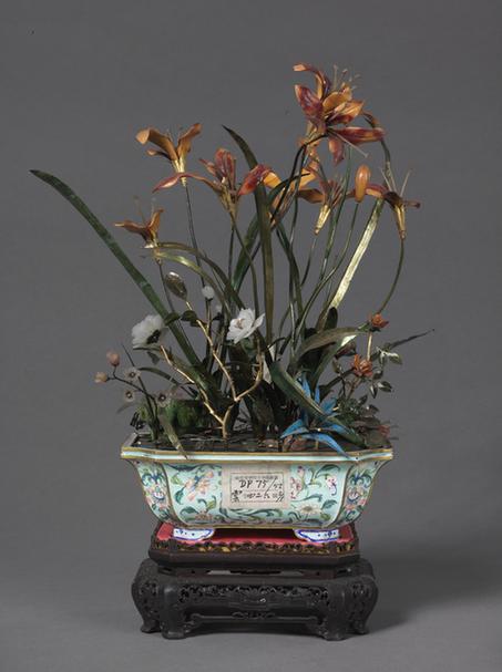 画珐琅委角长方盆玻璃萱草盆景