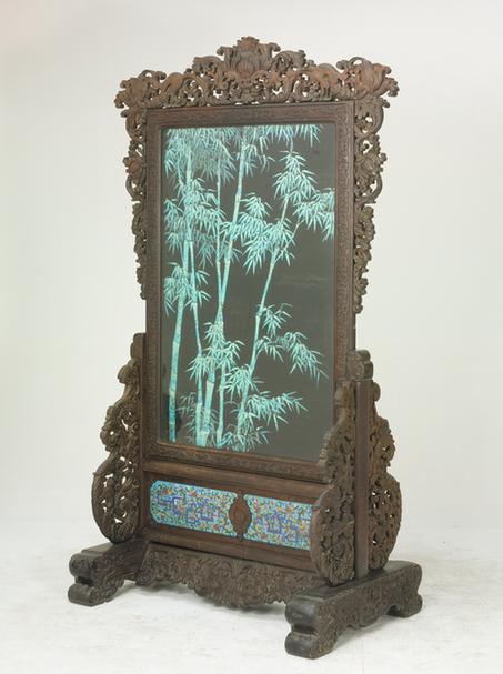 紫檀木边座点翠松竹图插屏