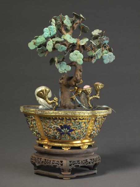 铜镀金嵌玉石玻璃海棠式盆玉石松树盆景