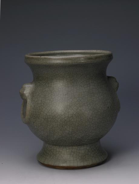 仿哥釉兽环耳尊