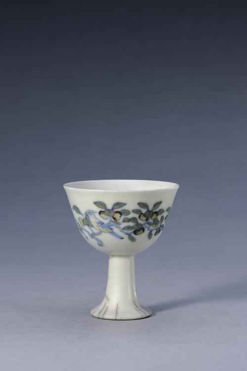 成化款斗彩花鸟图高足杯