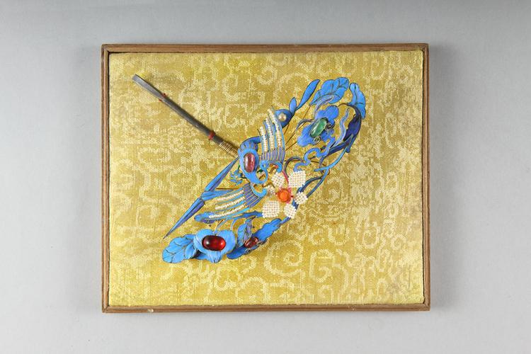 点翠镶料珠海晏蟠桃纹头花