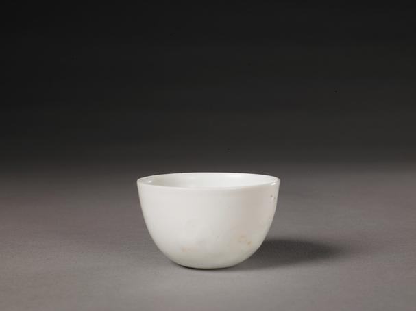 白釉碗