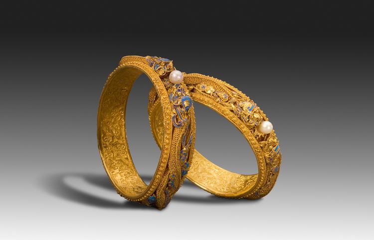 金镶四龙戏珠镯