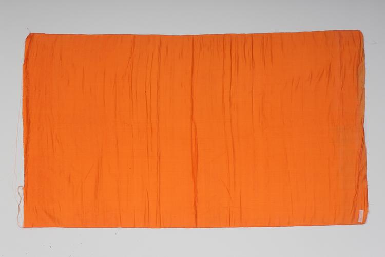 杏黄色团万事如意纹江绸