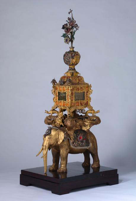 铜镀金嵌红绿石太平有象景