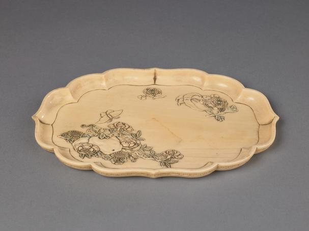 象牙雕海棠式盘